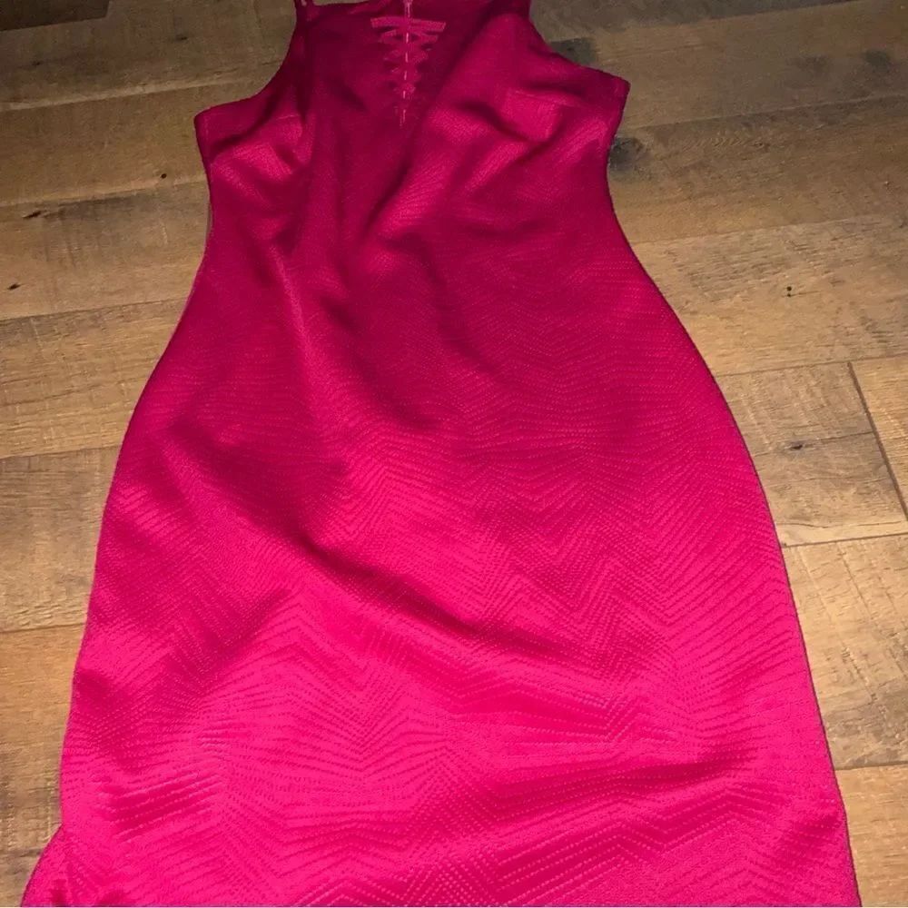 Guess Fuchsia Apparel